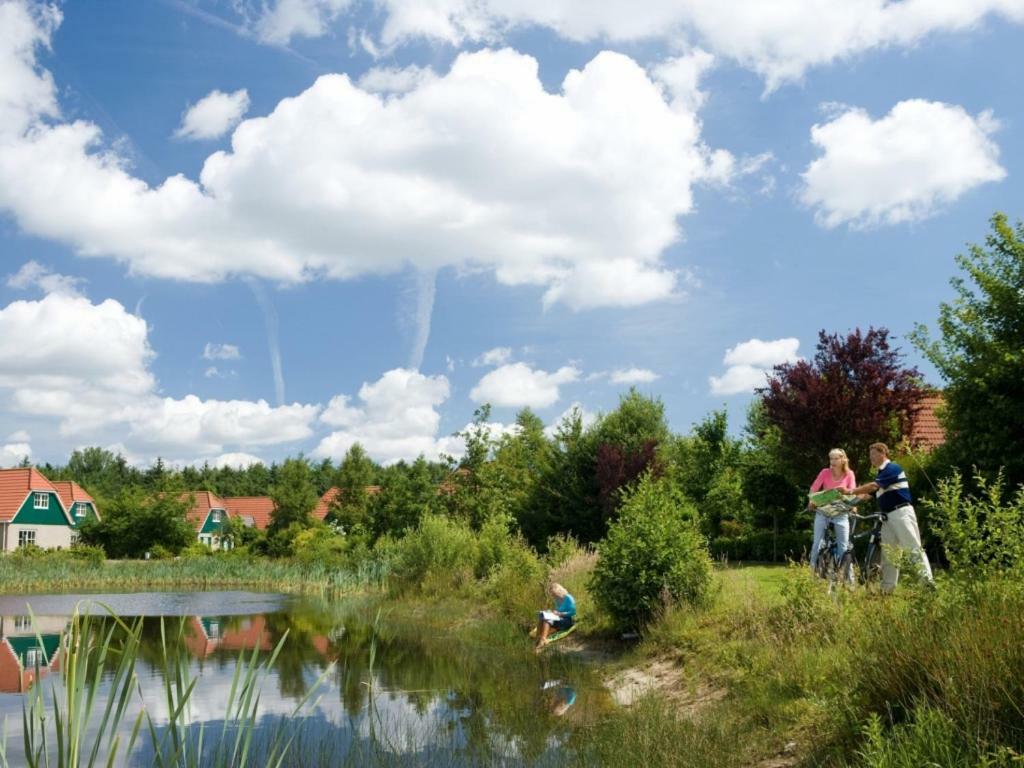 Landal Hunerwold State Hotell Wateren Exteriör bild